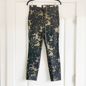 Gap Skinny Ankle Jacquard Pant Black/Gold Floral Print - 0